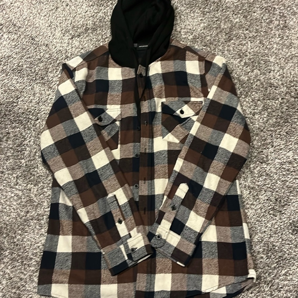 Men’s Medium Hooded Flannel Jacket